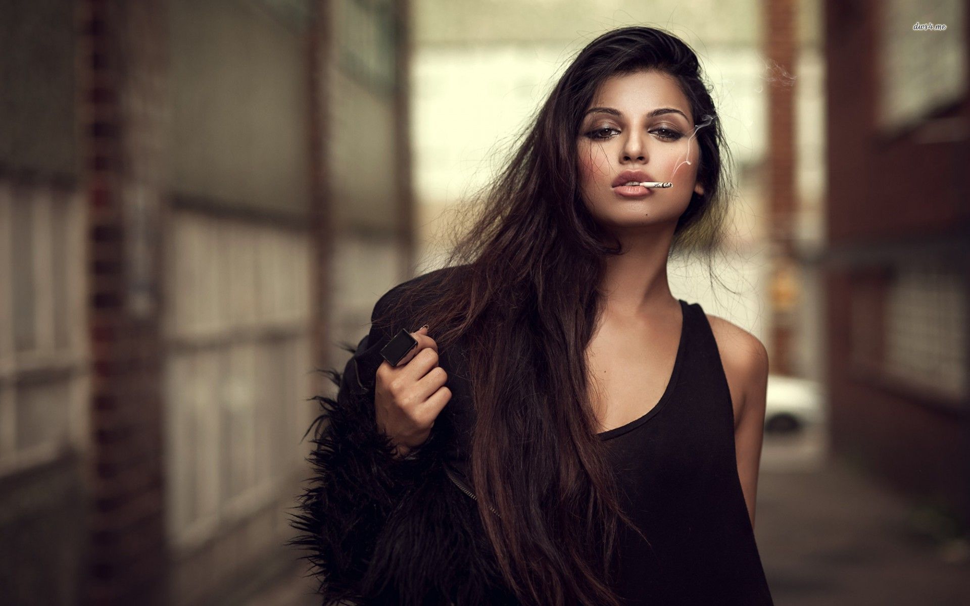 Sassy girls in Juice di Fora