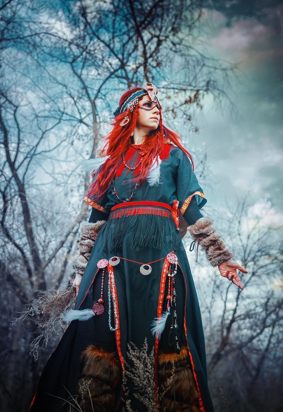 Girls in Slavic costumes underwear in Juice di Fora