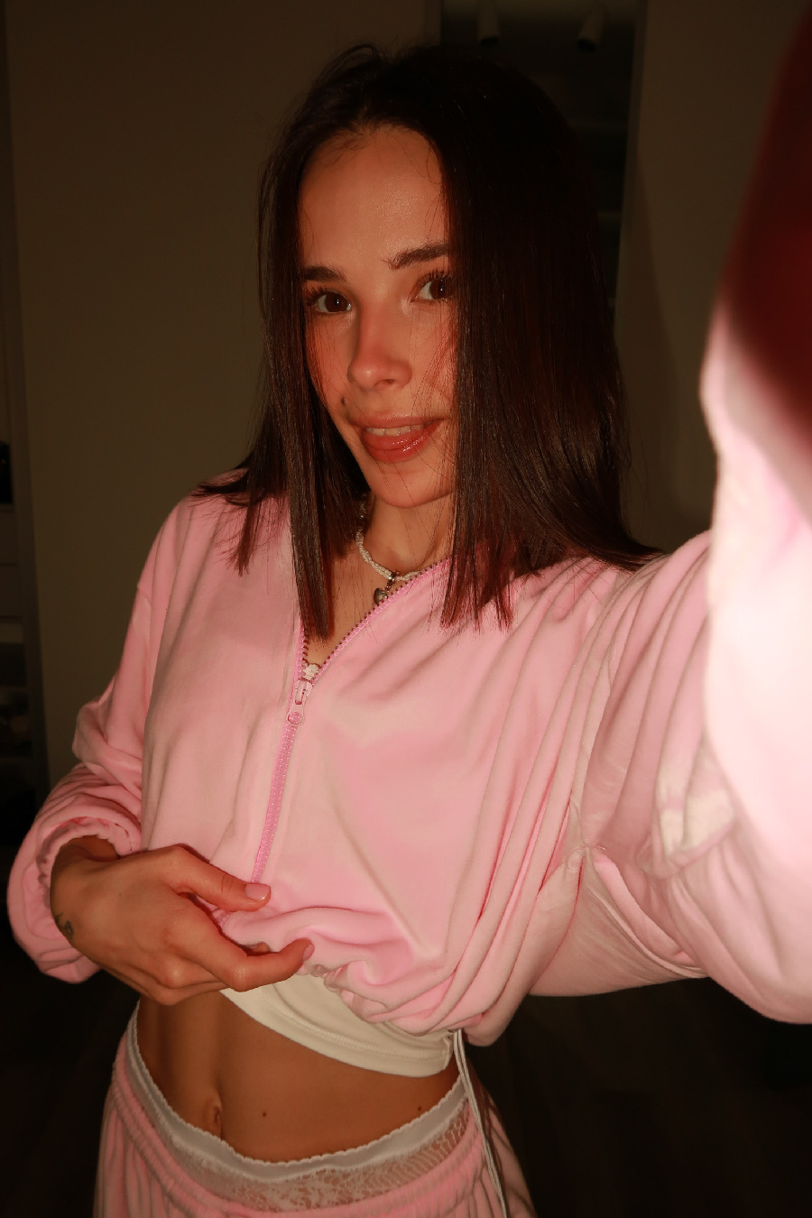 Tina brings the glow — live moments in Juice di Fora